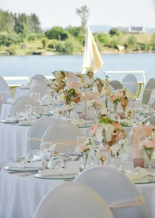 Möbel für Ihre Hochzeit von Trauner Eventmöbel