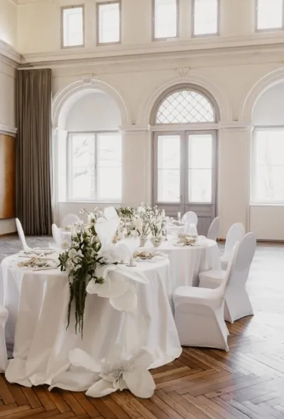 Möbel für Ihre Hochzeit von Trauner Eventmöbel