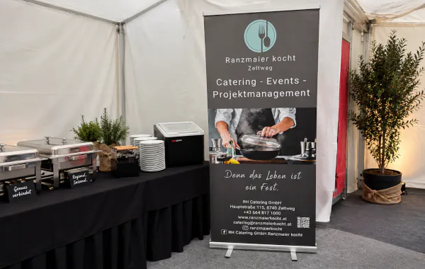 Trauner Eventmöbel GmbH arbeitet mit professionellen Caterern zusammen