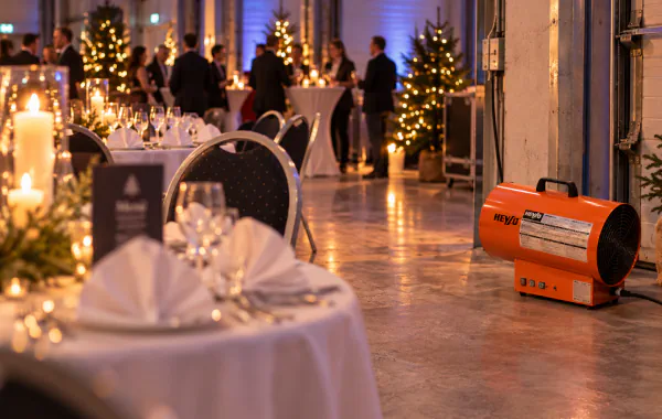 Mobile, elektrische Heizung für Weihnachtsfeiern von Trauner Eventmöbel GmbH